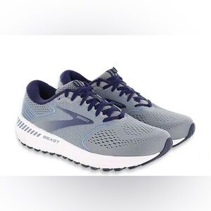 Brooks Beast Sneakers in Gray and Navy